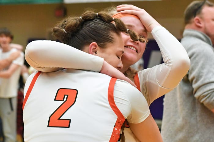 a Silverton Crater 5A Oregon girls basketball final 2024 Leon Neuschwander 53